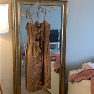 Worn once Aritzia knot maxi dress
